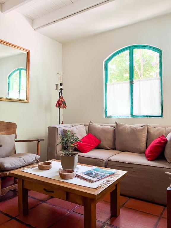 Acogedora casa cerca de la Laguna, con pileta