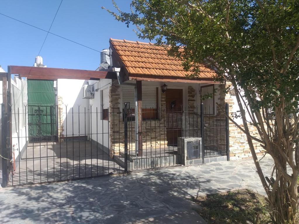 Casa 3 ambientes para 6 personas céntrica