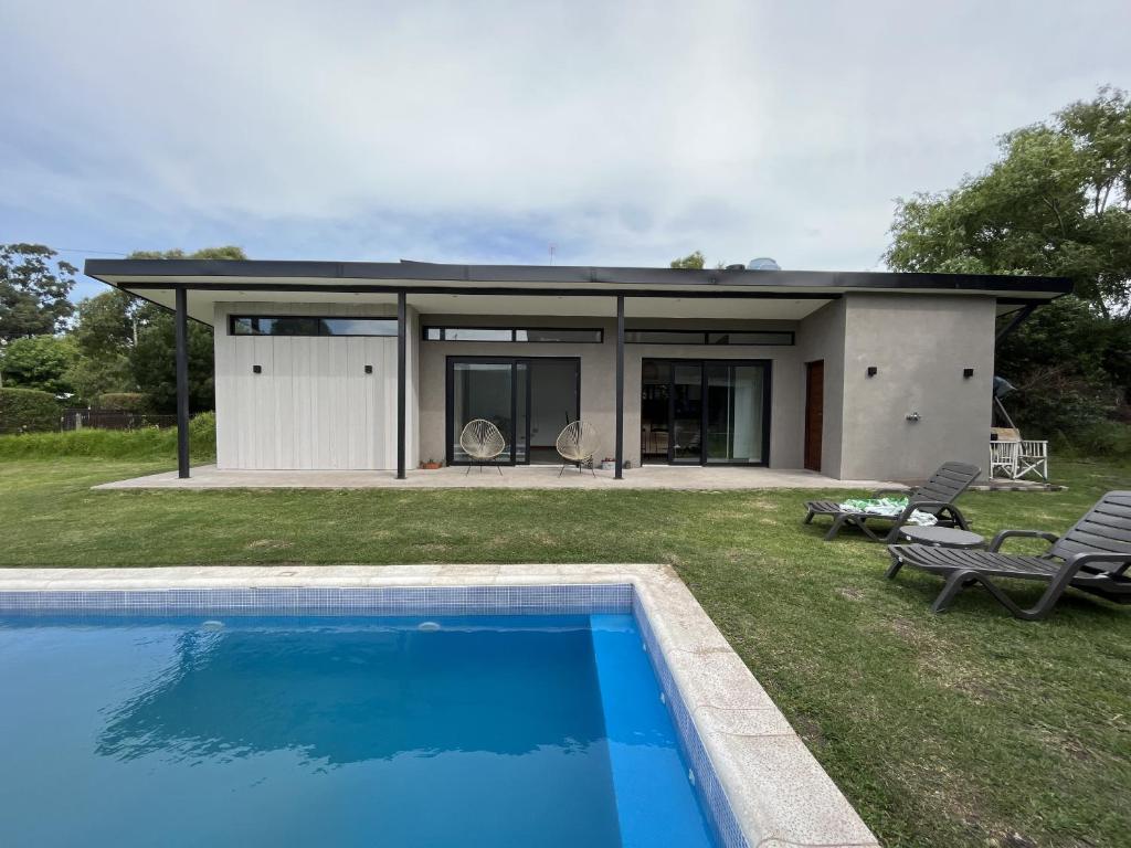 Casa Paola I Casa Studio en Acantilados con pileta 4PX I Hola Sur