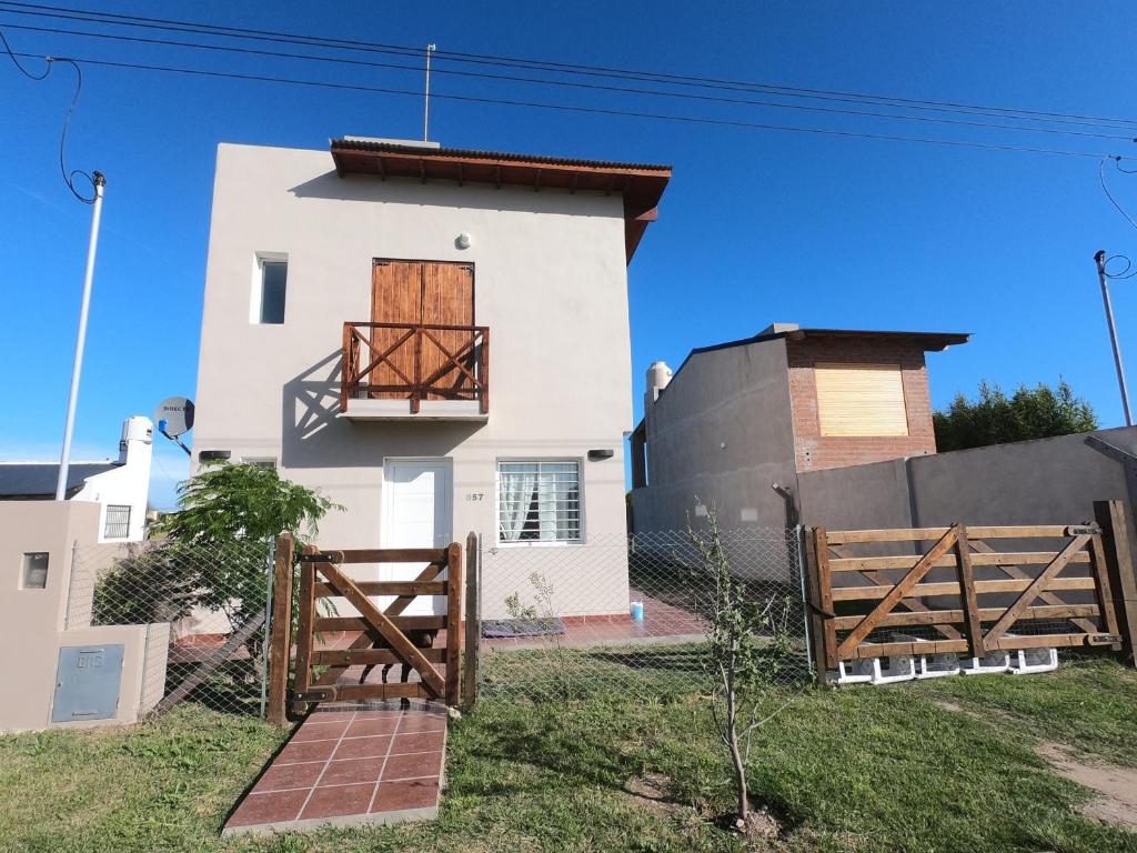 Casa Santa Ana Miramar Buenos Aires