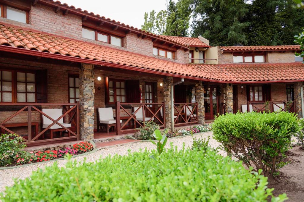Curahue Apart Hotel