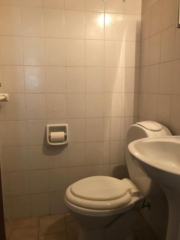 Departamento amoblado en pleno centro, con cochera