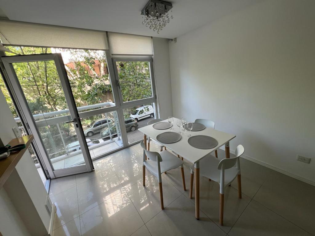 Semipiso 2 ambientes zona Shopping