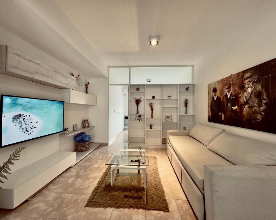 Center Suites