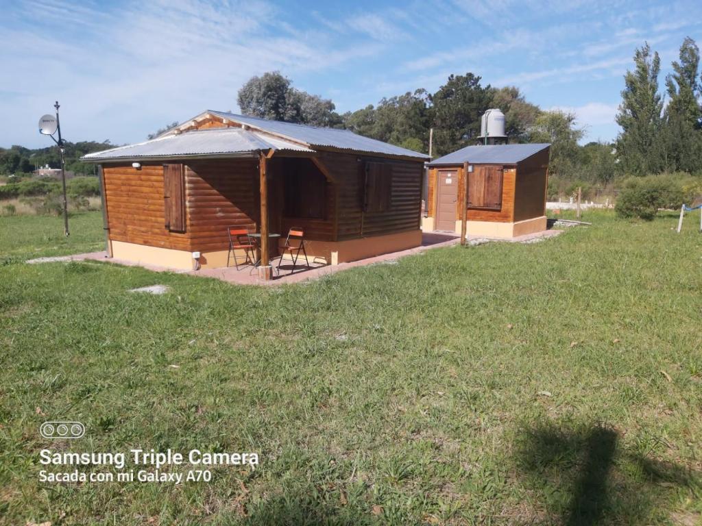 Mar del Plata- Playa Chapadmalal- Finca Viento Norte UNA CABAÑA HASTA 5 HUESPEDES Y UN DORMI CON BAÑO PRIVADO ATRAS HASTA 2 HUESPEDES