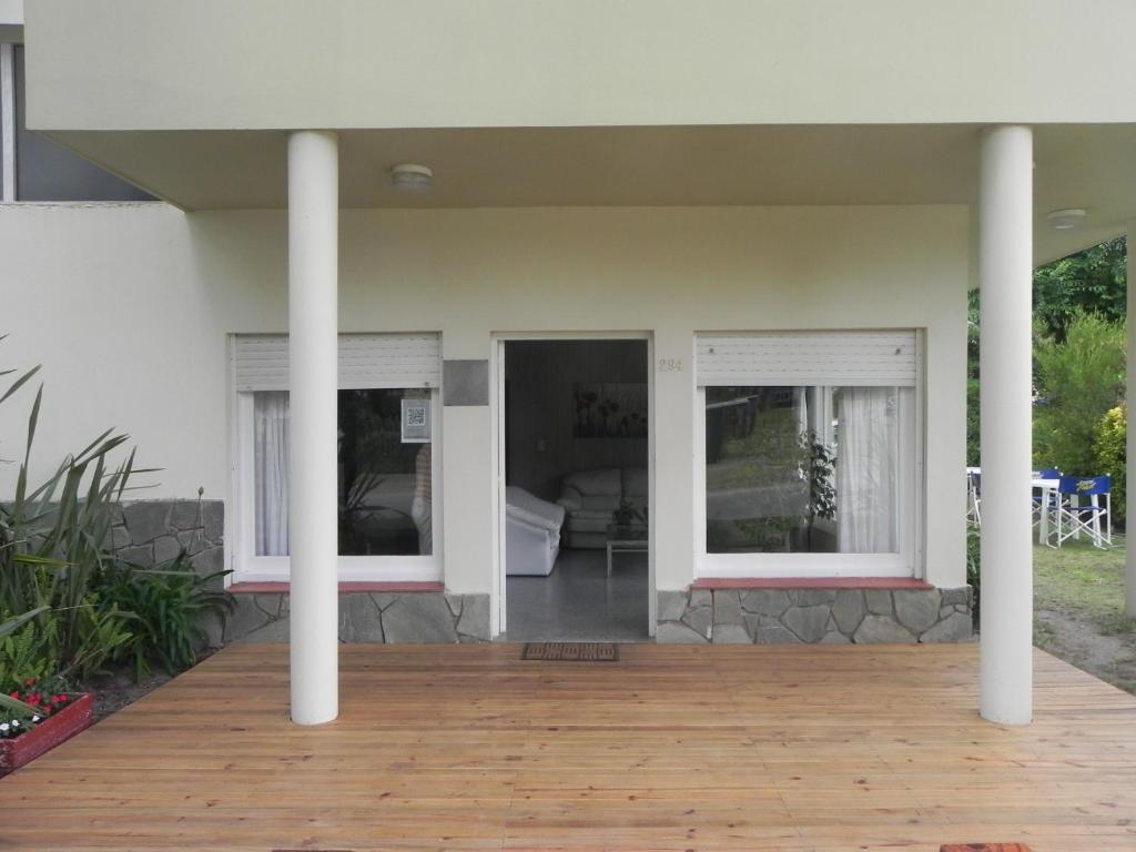 Hotel Tritones